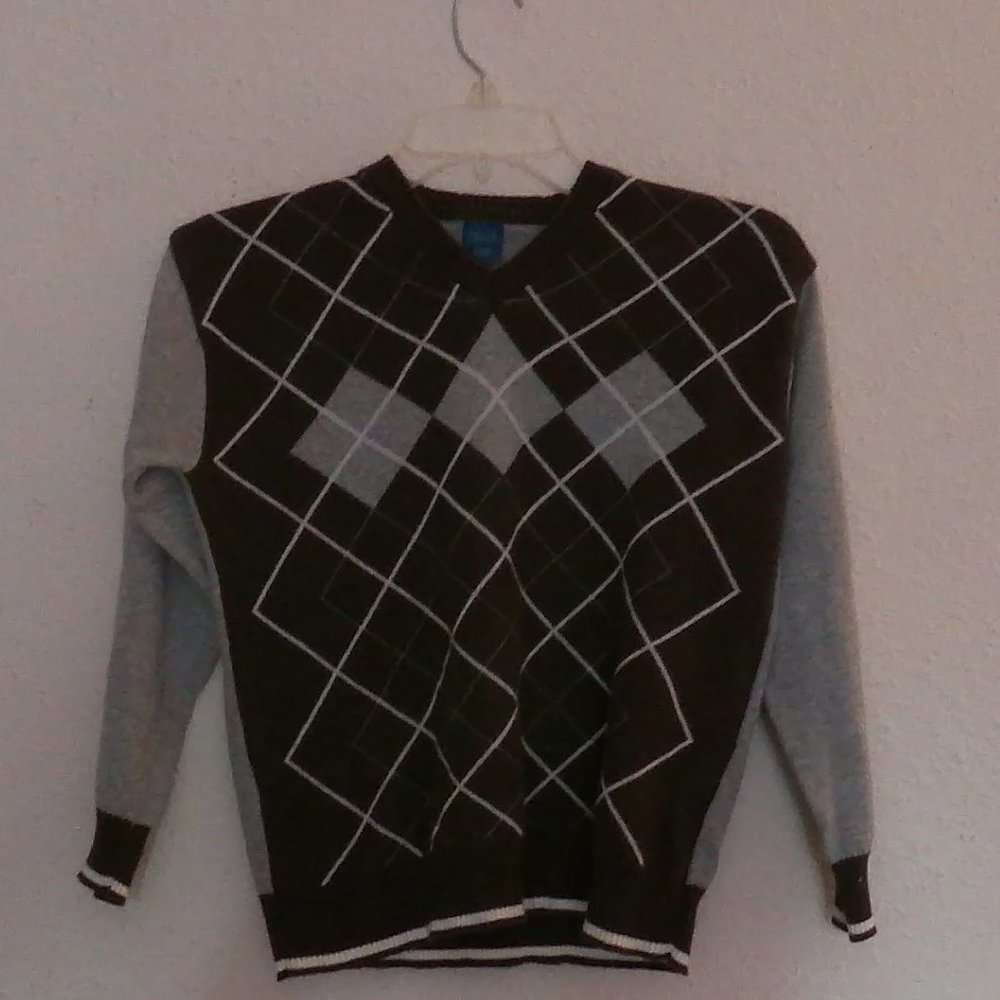 Vintage Boys Sweater with V-Neck in Argyle